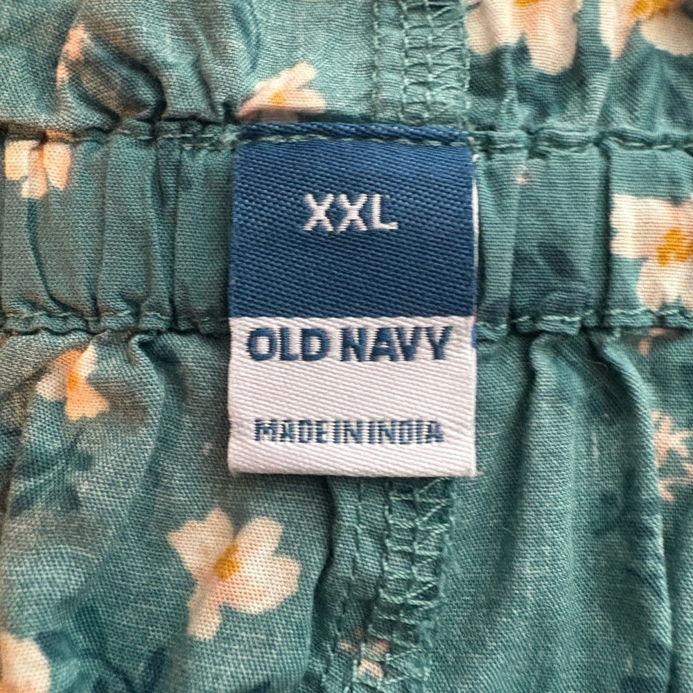 Old Navy Teal Floral Print Shorts - Picture 3 of 8